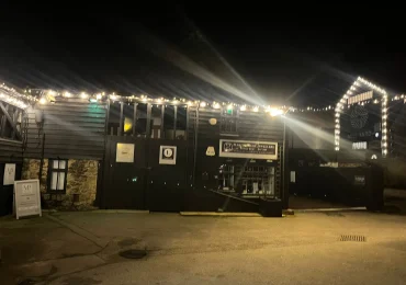 Outside lighting installation at high level