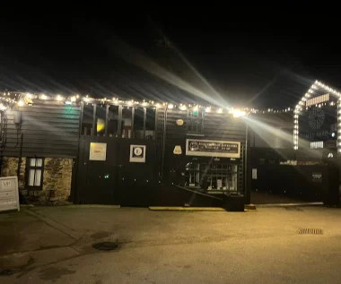 Outside lighting installation at high level